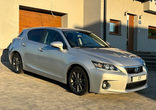 Lexus CT cena 43500 przebieg: 230000, rok produkcji 2011 z Poznań małe 232